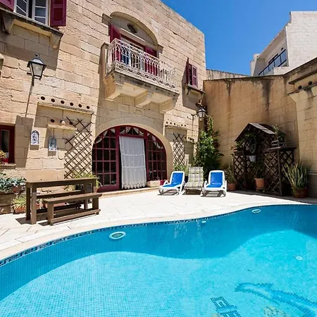 Сasa de vacaciones 3 Bedroom Farmhouse With Private Pool In Zebbug Gozo