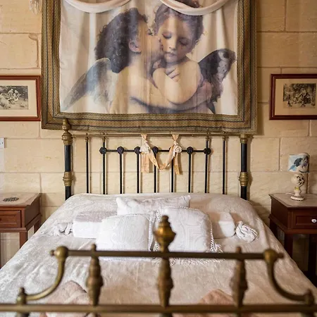 Holiday home 3 Bedroom Farmhouse With Private Pool In Zebbug Gozo