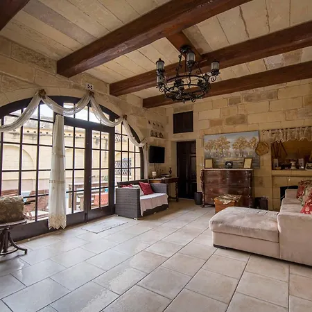 Holiday home 3 Bedroom Farmhouse With Private Pool In Zebbug Gozo